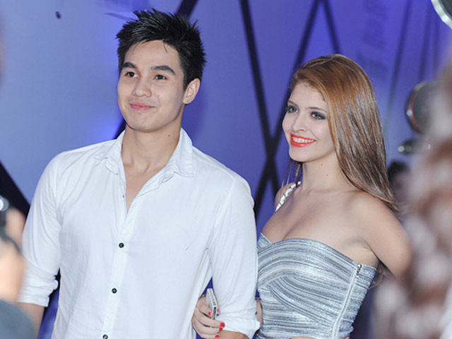 Bạn trẻ - Cuộc sống - Andrea "trách" Baggio có vợ mà vẫn nhớ nhung cô