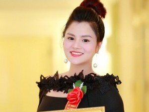 Thời trang - Vũ Thu Phương khỏe mạnh trở lại sau sự cố đứt gân tay