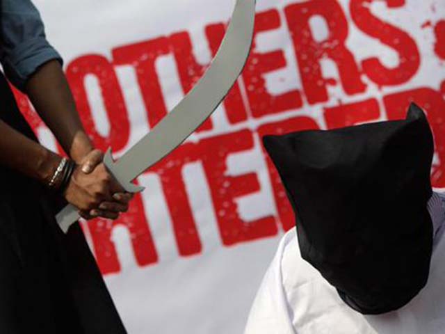 Thế giới - "Thứ 6 đen tối" kiểu Ả Rập Saudi: Chặt đầu hơn 50 người