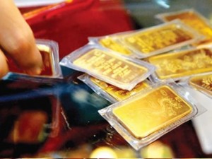 Tài chính - Bất động sản - Nhà đầu tư còn bán tháo, vàng tuần tới còn giảm mạnh!