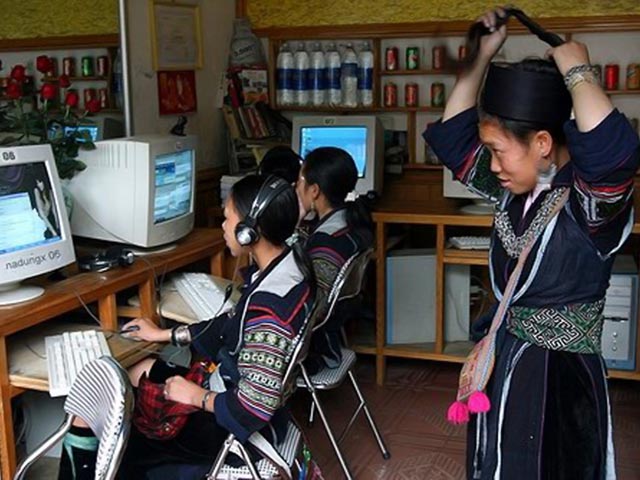 Bạn trẻ - Cuộc sống - Thế giới mạng - cạm bẫy chờ trẻ em