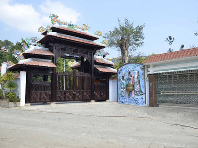 Tin tức trong ngày - Đà Nẵng ra văn bản tạm dừng tháo dỡ biệt phủ 100 tỷ