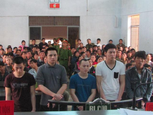 Pháp luật - Bênh bạn gây sự, thanh niên 19 tuổi bị đánh chết