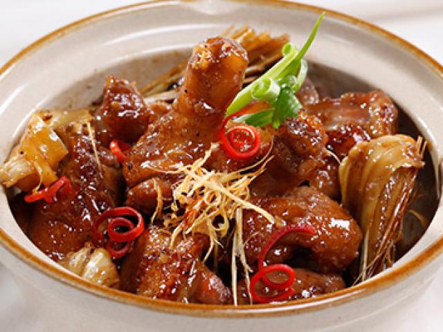 Ẩm thực - Vịt kho ngũ vị đậm đà ngon cơm