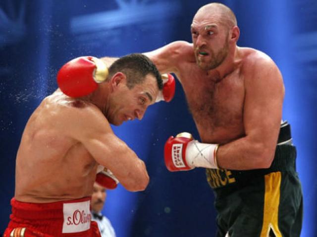 Thể thao - Klitschko thua toàn diện Fury, may không bị đo ván