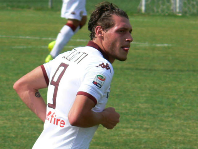 Bóng đá - 2 pha bỏ lỡ khiến HLV ôm mặt thẫn thờ ở Serie A