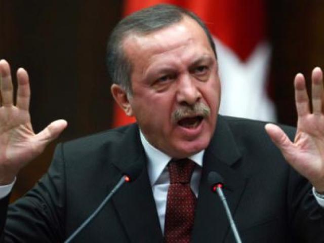 Thế giới - Thổ Nhĩ Kỳ phản pháo cáo buộc mua dầu bẩn từ IS của Nga