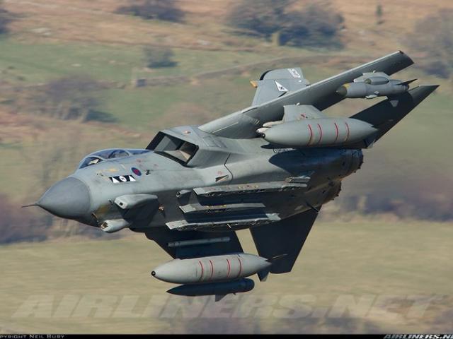 Thế giới - Dàn vũ khí không quân Anh dùng oanh tạc IS