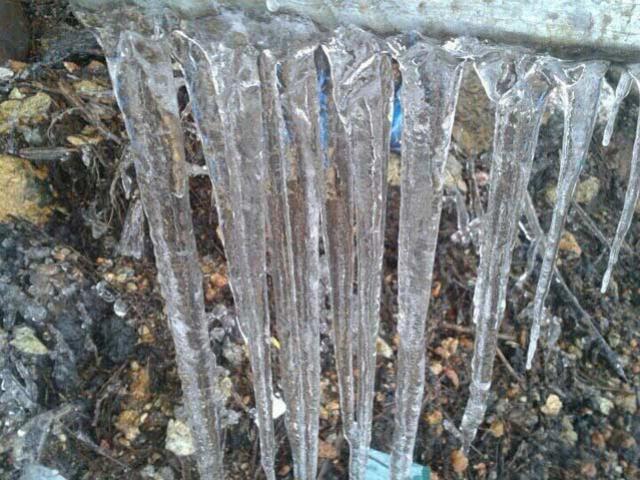 Tin tức trong ngày - Đỉnh Phan Xi Păng xuất hiện băng giá