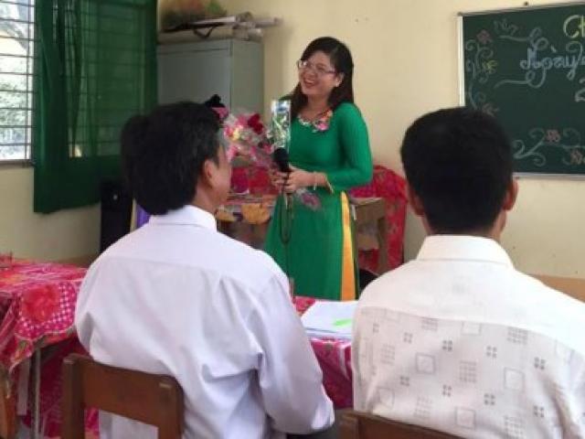 Giáo dục - du học - Địa phương xin lỗi cô giáo chê cầu sập trên Facebook