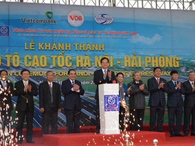 Tin tức trong ngày - Thủ tướng phát lệnh thông xe cao tốc hiện đại nhất Việt Nam