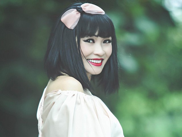 Giải trí - Phương Thanh hóa cô gái 18 tuổi