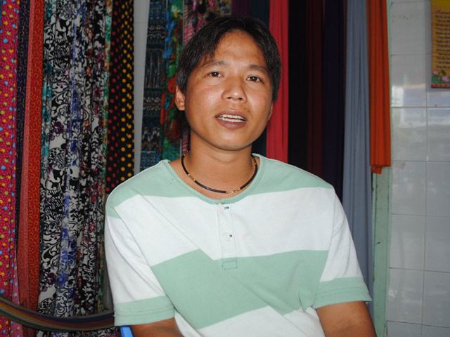 Hồ sơ vụ án - Tòa huyện xử tòa tỉnh phải bồi thường gần 300 triệu đồng