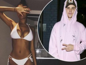 Đời sống Showbiz - Bạn gái Justin Bieber khoe ảnh bốc lửa khi bị truất ngôi