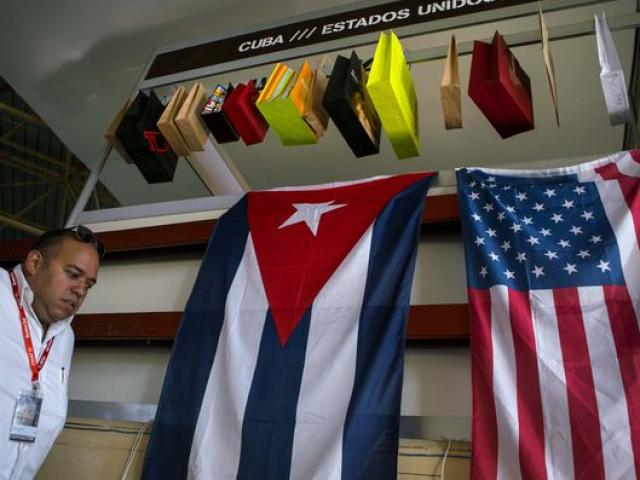 Sau 50 năm, Cuba - Mỹ nối lại dịch vụ thư tín trực tiếp
