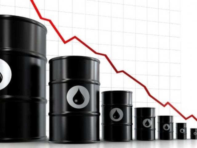 Thị trường - Tiêu dùng - Giá dầu lao dốc mạnh nhất trong 7 năm qua