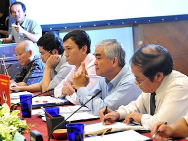 Bóng đá - Khi VFF và VPF sợ các CLB bỏ giải