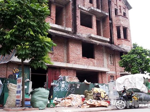 Tài chính - Bất động sản - Hà Nội: Biệt thự tiền tỷ làm nơi thu mua đồng nát