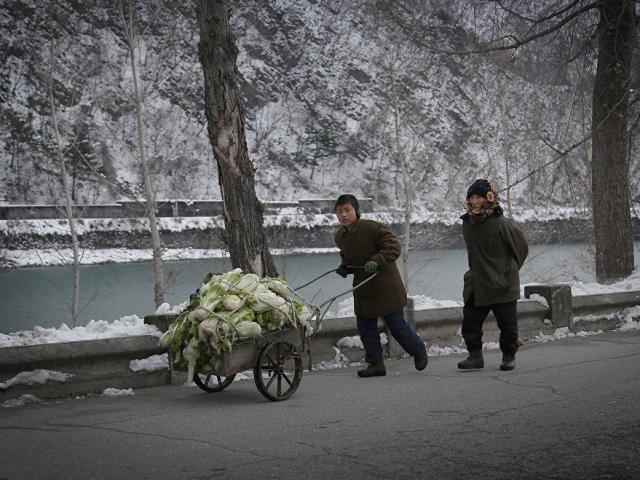 Thế giới - Ảnh: Cuộc sống mùa đông của người dân Triều Tiên