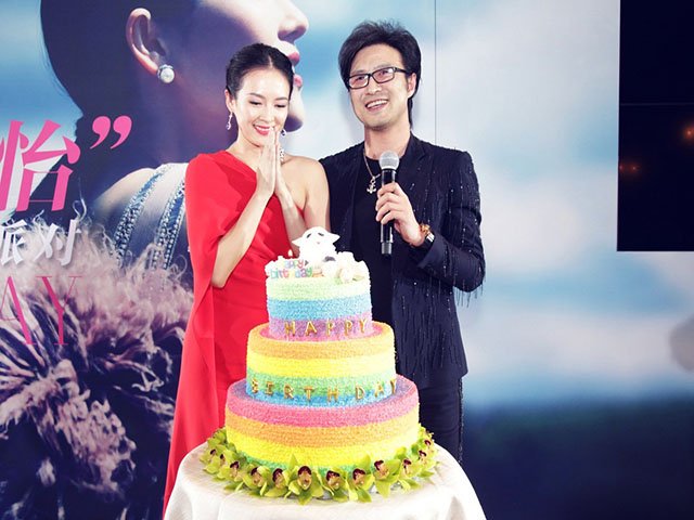 Giải trí - Chương Tử Di phủ nhận tin đồn đã sinh quý tử ở Mỹ