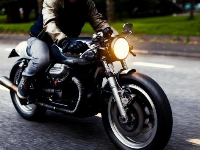 Tin tức trong ngày - Bật đèn xe máy ban ngày: Nên thí điểm với xe phân khối lớn