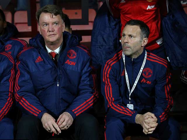 Bóng đá - Tin HOT tối 16/12: Sợ bị nổi loạn, Van Gaal mềm mỏng