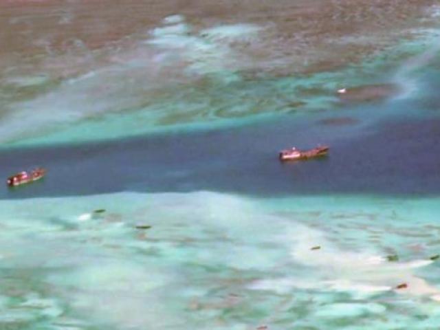 Thế giới - Phóng viên BBC mục kích ngư dân TQ phá san hô ở Trường Sa