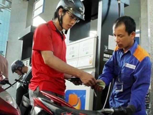 Thị trường - Tiêu dùng - Giá xăng có thể giảm thêm do FED tăng lãi suất