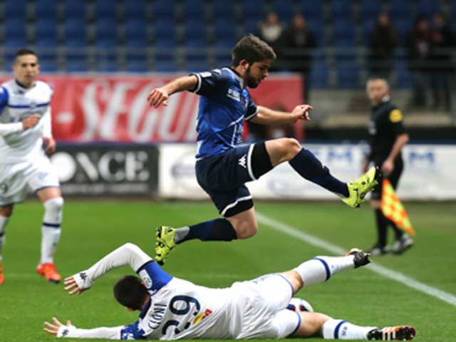 Bóng đá - Vô lê thành bàn từ phạt góc đẹp nhất V18 Ligue 1