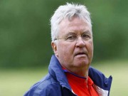 Bóng đá - HLV Hiddink bất ngờ &quot;ỡm ờ&quot; về việc dẫn dắt Chelsea