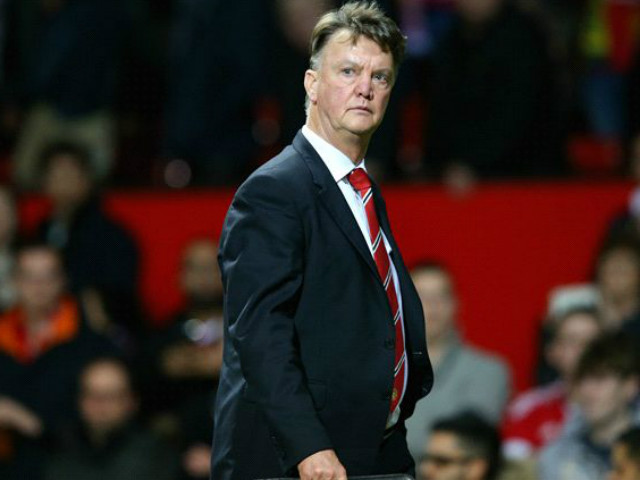 Bóng đá - MU ê mặt, Van Gaal "sợ" mất ghế như Mourinho