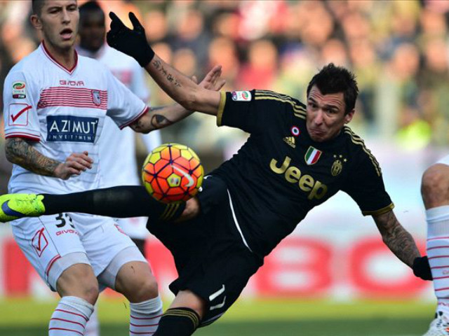 Bóng đá - Carpi - Juventus: Rượt đuổi kịch tính