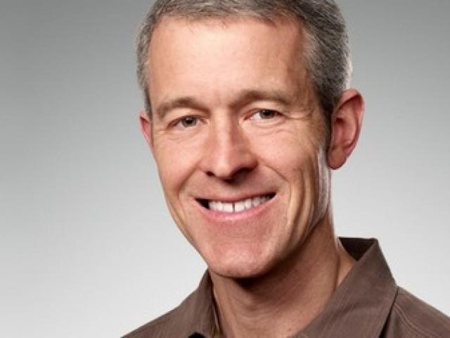 Tài chính - Bất động sản - Lộ diện "cánh tay phải" có thể kế nhiệm Tim Cook