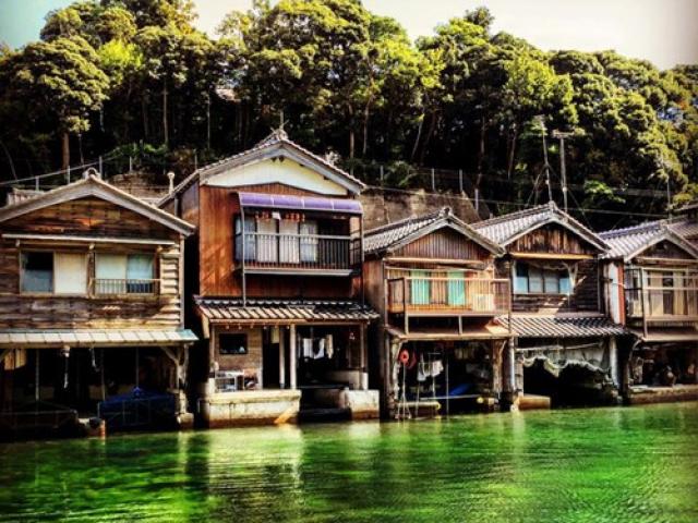 Du lịch - Tận thấy làng chài Nhật Bản đẹp không thua Venice