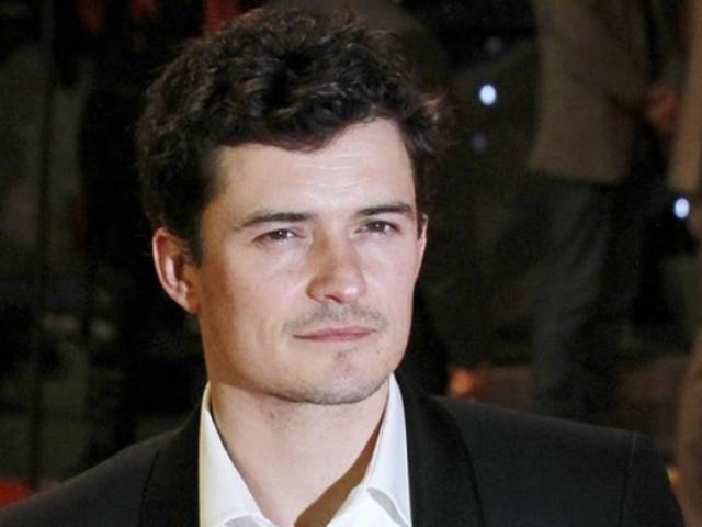 Đời sống Showbiz - Orlando Bloom "méo mặt" bị trục xuất khỏi Ấn Độ