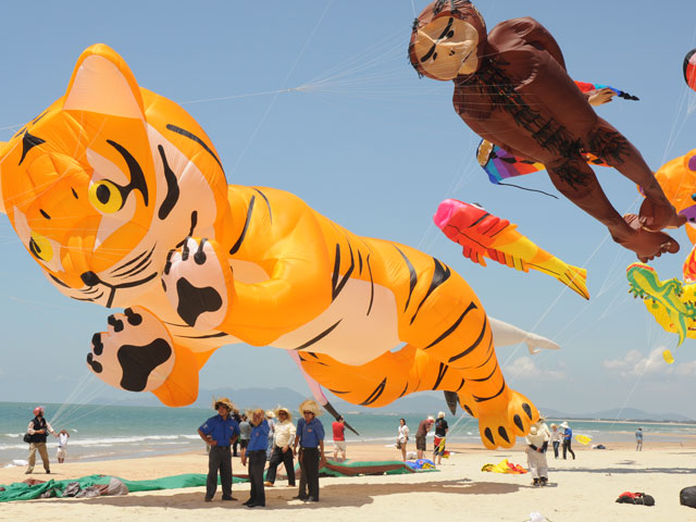 Tin tức du lịch - Trò chơi Thả diều: Thú vui tuổi thơ của người Việt