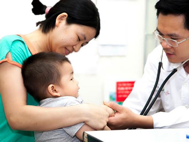 Sức khỏe đời sống - Vắc-xin "suất ngoại giao" được chào bán với giá cắt cổ