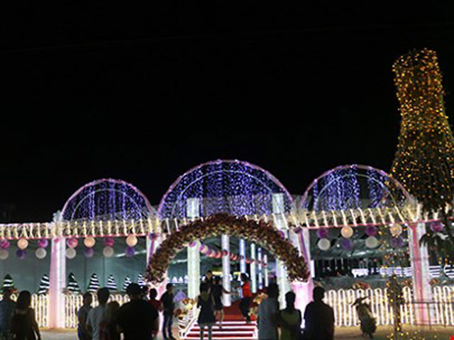 Tin tức trong ngày - Đám cưới "khủng" ở Bạc Liêu và món quà gần 46 tỉ đồng