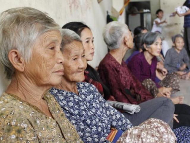 Tốc độ già hóa dân số ở Việt Nam nhanh nhất thế giới!