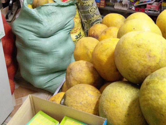 Thị trường - Tiêu dùng - Cam Canh, bưởi Diễn "mượn danh" bán nhan nhản