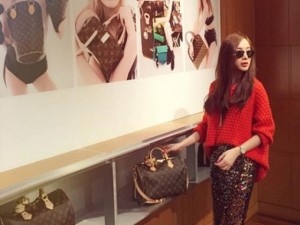 Phim - Angela Phương Trinh: ‘Có lần shopping hết 1 tỷ đồng’