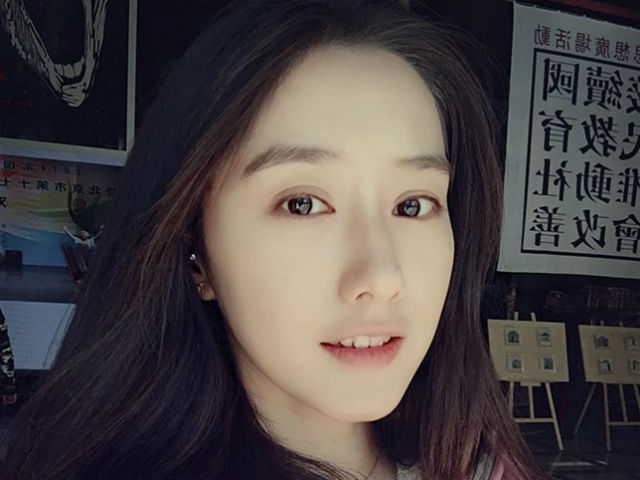 Bạn trẻ - Cuộc sống - Hot girl truyền thông giống mỹ nữ Hàn đến "không thể tin nổi"