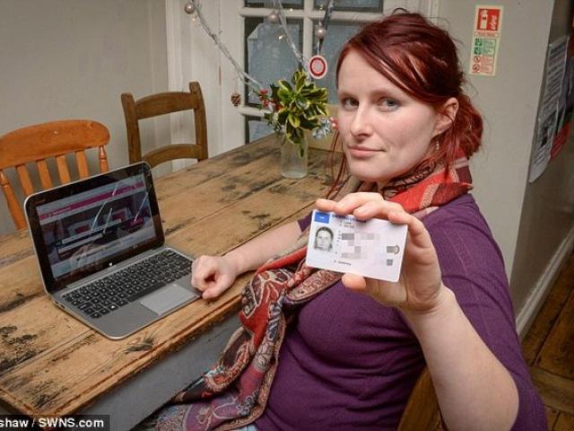 Thế giới - Anh: Không được lên máy bay vì trùng tên với IS