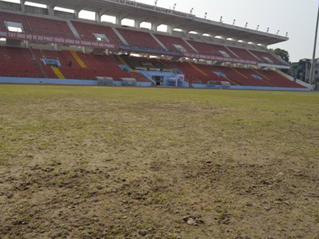 Tin bên lề bóng đá - Quên "sân ruộng" đi, VFF muốn sân xịn ở V-League