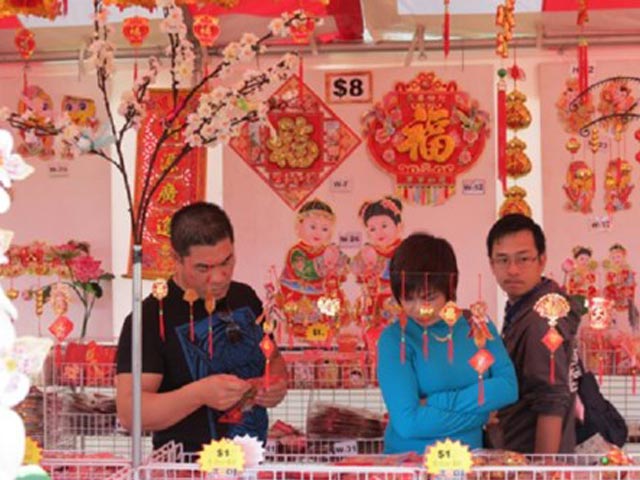 Thị trường - Tiêu dùng - HN mở 9 điểm bán hàng "khổng lồ" phục vụ Tết Nguyên Đán