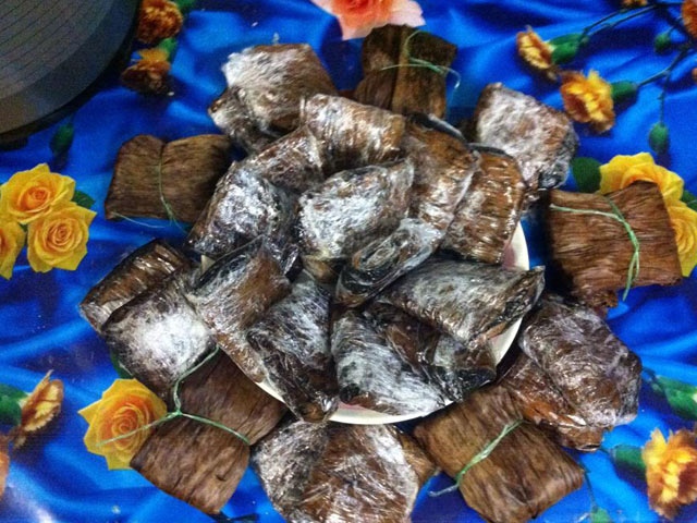 Thế giới - Đón năm mới bằng bánh gai ở trời Tây