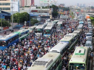 Tin tức trong ngày - Kẹt xe kinh hoàng trên xa lộ Hà Nội