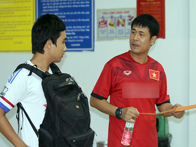 Bóng đá - Kỹ sư thử việc ĐT Việt Nam hồi hộp chờ HLV Hữu Thắng