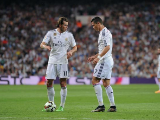 Bóng đá - Real: Ronaldo đá phạt thua Bale, sắp mất quyền ưu tiên