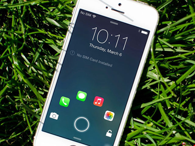 Dế sắp ra lò - Người dùng iPhone hoang mang vì bị khóa máy